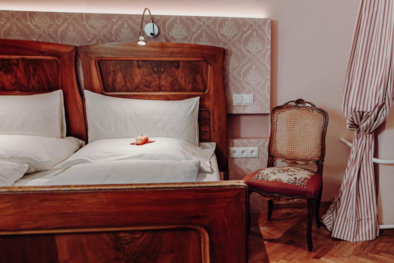 Der Eberhard - Wohnen & Essen Bei Ilse Hotell Sankt Michael in Obersteiermark Exteriör bild