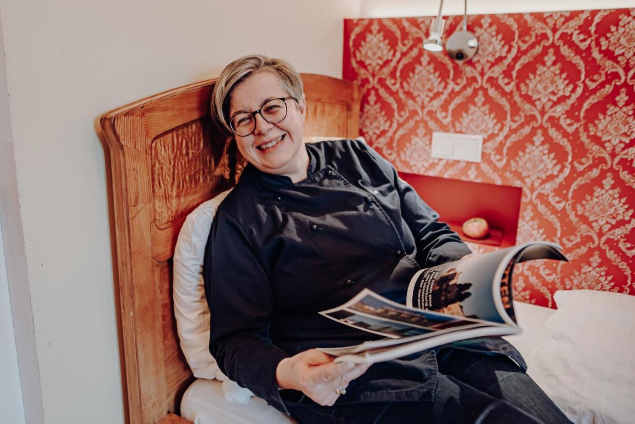 Der Eberhard - Wohnen & Essen Bei Ilse Hotell Sankt Michael in Obersteiermark Exteriör bild