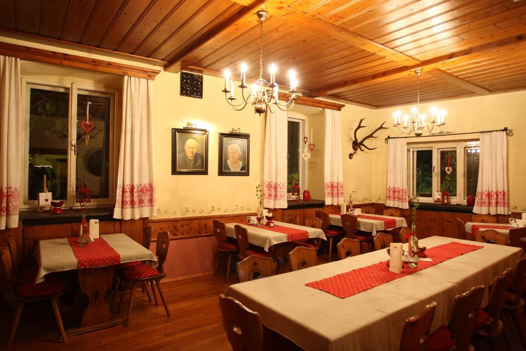 Der Eberhard - Wohnen & Essen Bei Ilse Hotell Sankt Michael in Obersteiermark Exteriör bild