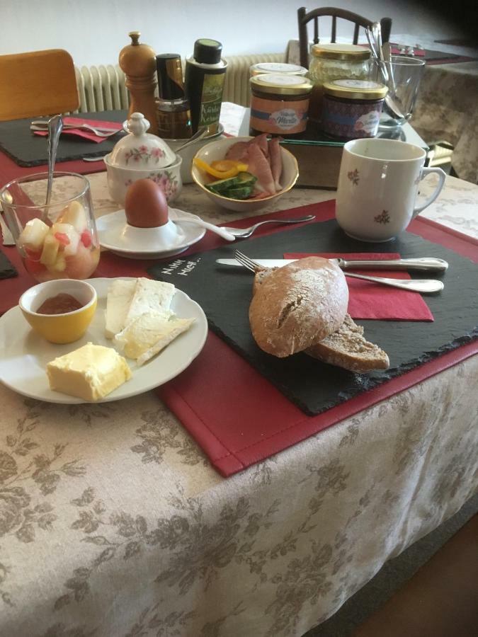 Der Eberhard - Wohnen & Essen Bei Ilse Hotell Sankt Michael in Obersteiermark Exteriör bild